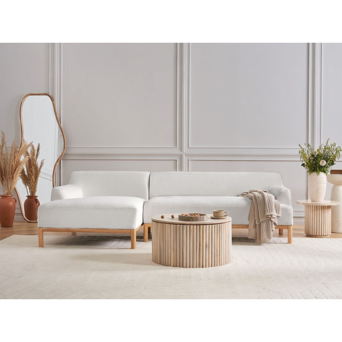 Sofa narożna prawostronna SOSJO Złamana biel Boucle Prawostronny