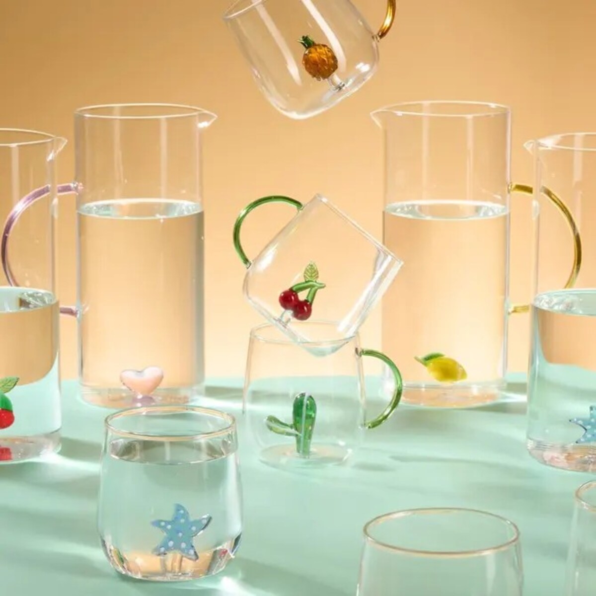 Kubek, szklanka szklana z sercem, kpl. 4 sztuk, 400 ml, Nelya