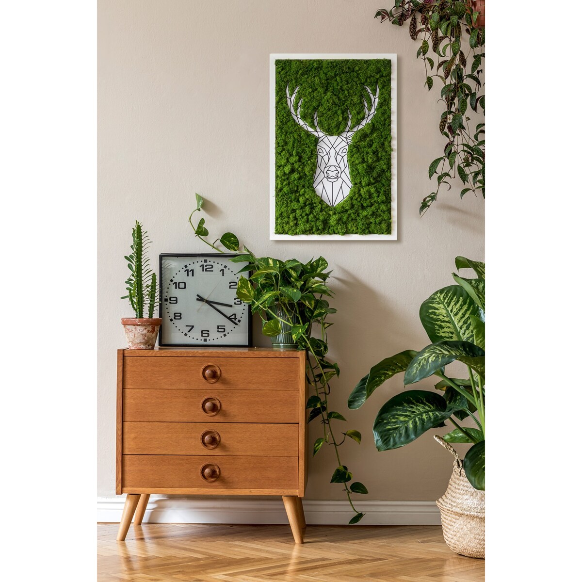 Obraz Geometryczny jeleń - mech chrobotek w białej ramie 40x60cm