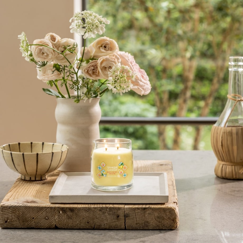 YC SIGNATURE – Świeca średnia LEMON GELATO