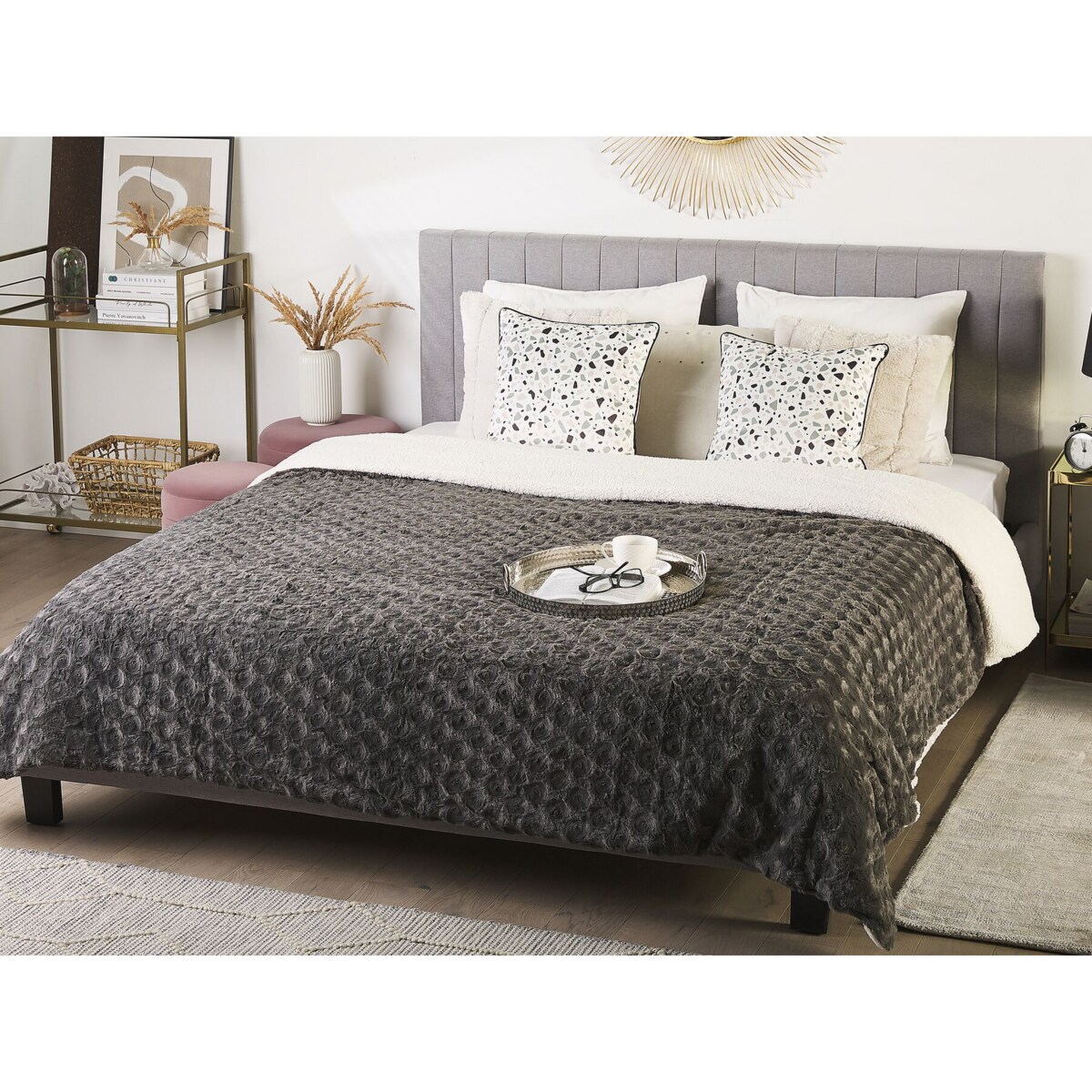 Narzuta na łóżko 200 x 220 cm szara KANDILLI