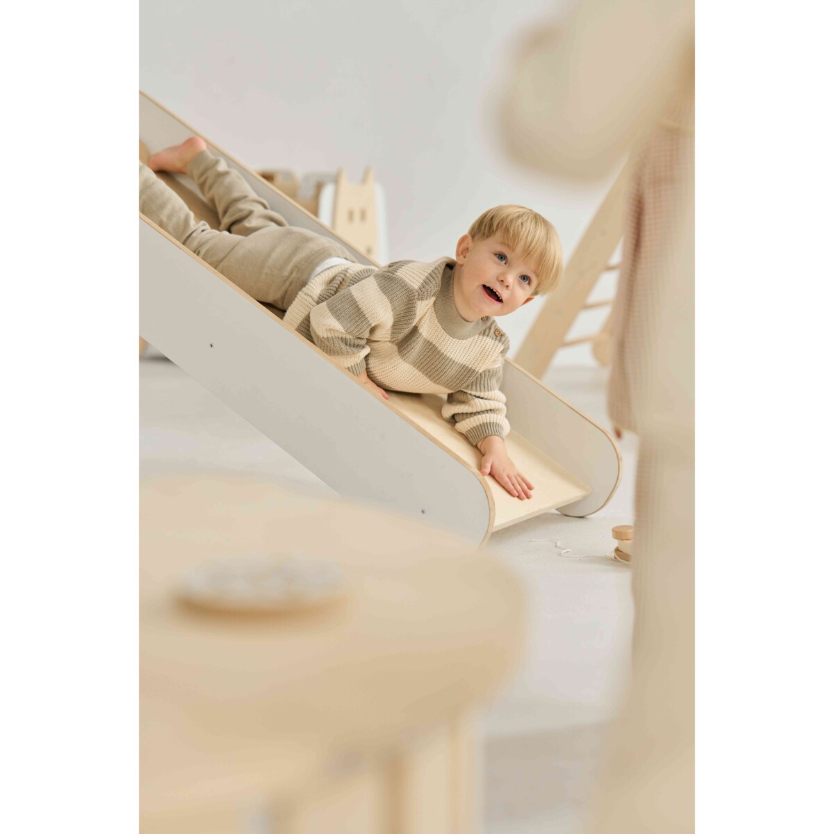 Drewniana zjeżdżalnia dla dzieci - składana