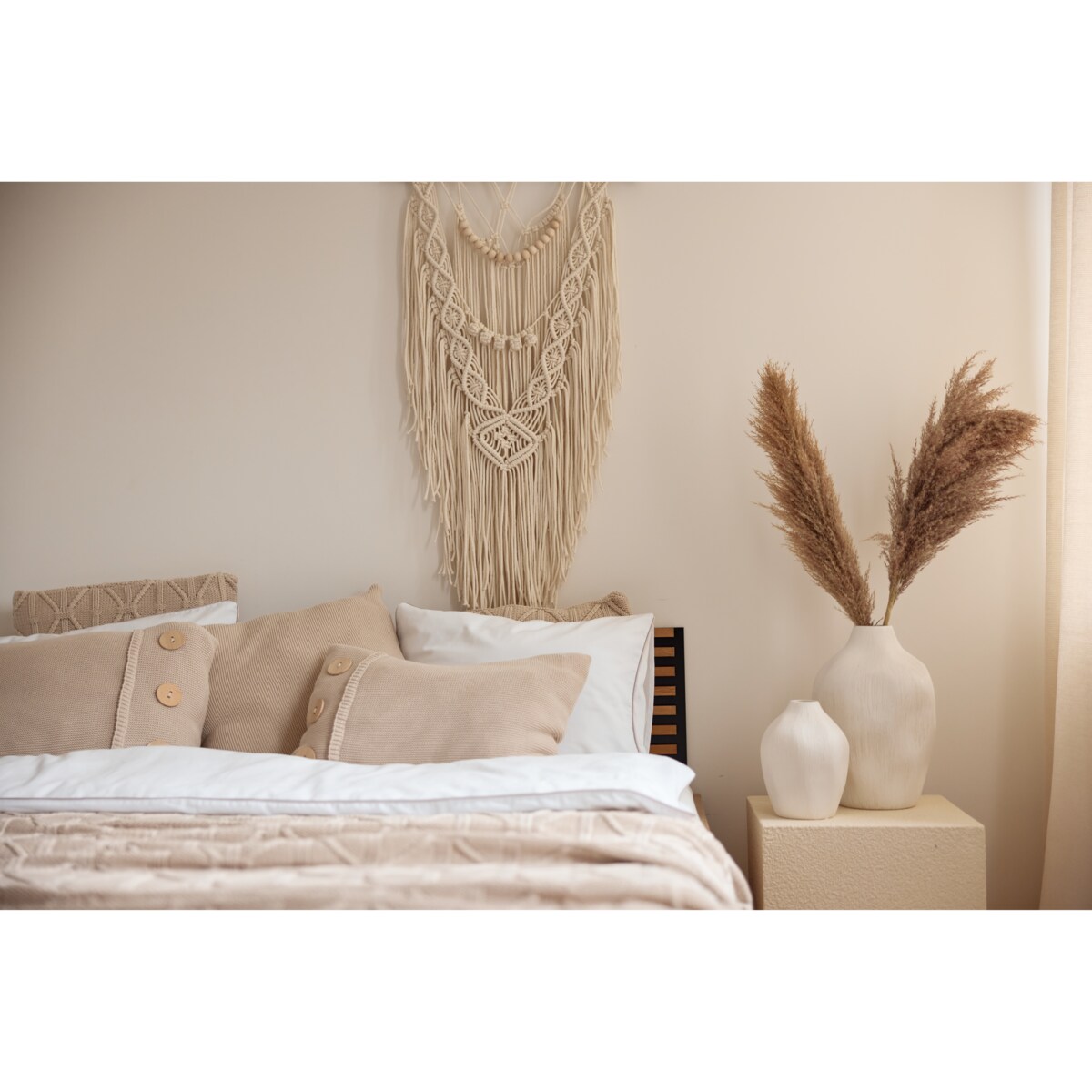 Poszewka klasyczna z guzikami beżowa, 40 x 60 cm, La Manta