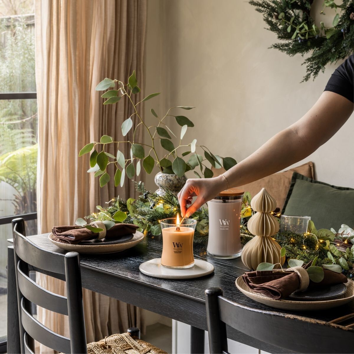 WoodWick świeca duża PATCHOULI CREME