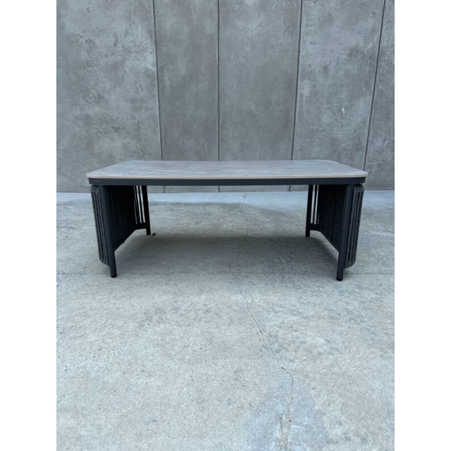 STOLIK ALUMINOWY LEONE W KOLORZE SZARYM