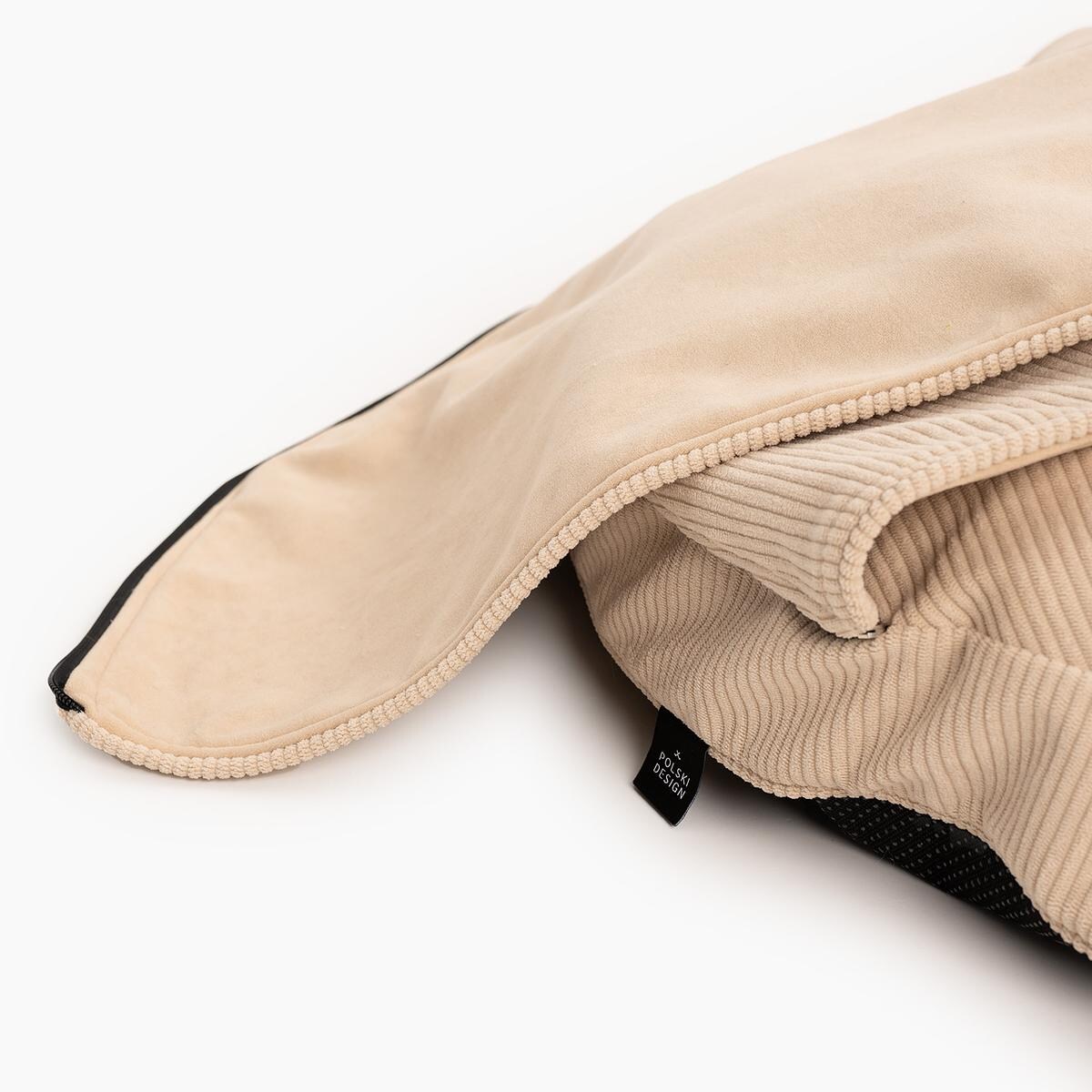 Legowisko okrągła poducha z kapturem "Pies on the beach" - Rozmiar: S