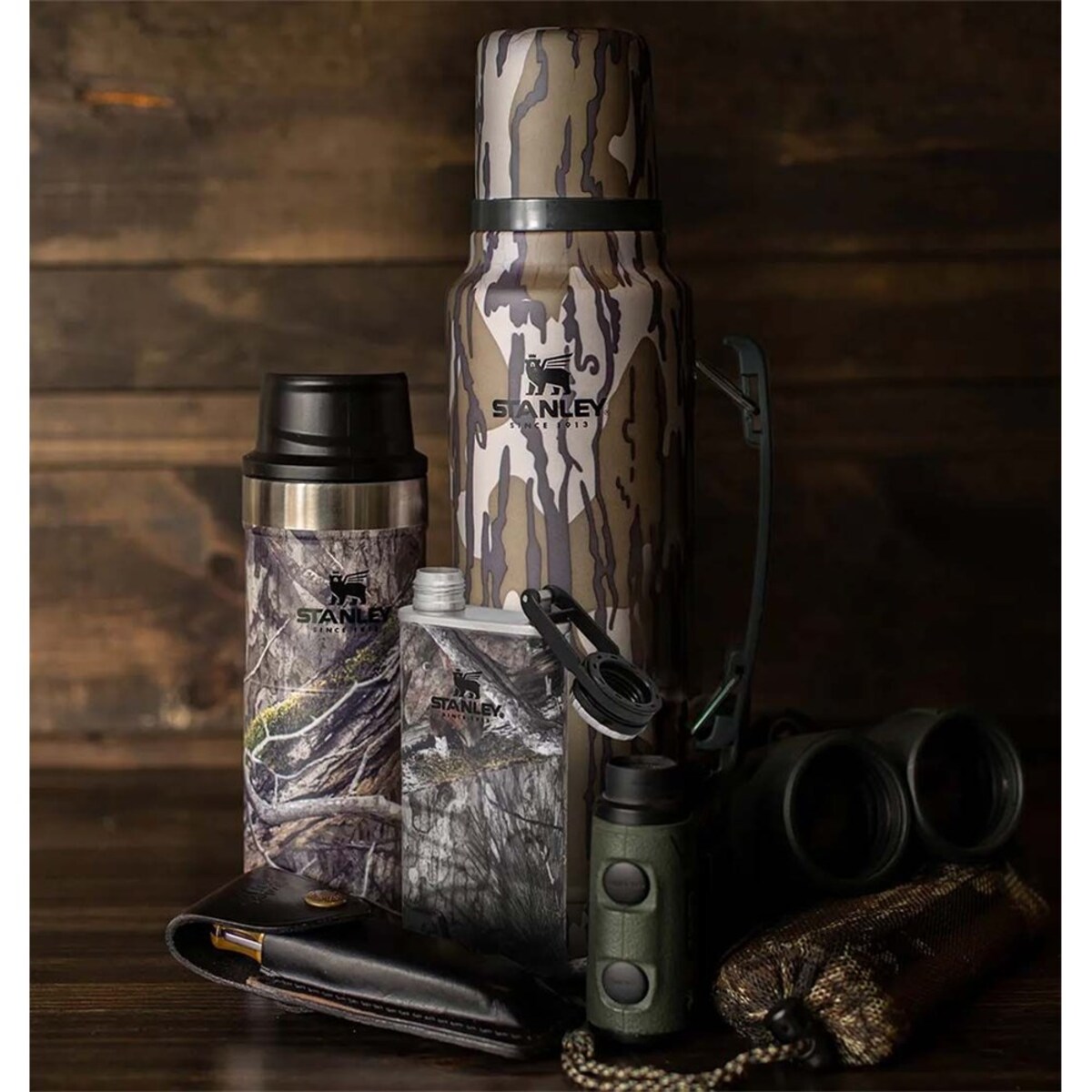 Termos LEGENDARY CLASSIC - BOTTOMLAND 1L / Stanley