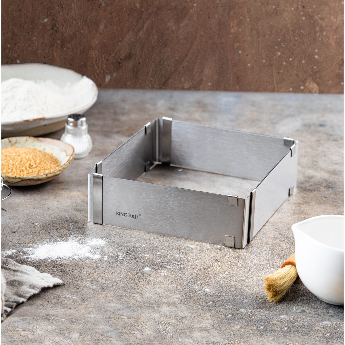 Regulowana forma do ciasta 28-15x5cm Tortownica Rant cukierniczy KINGHOFF