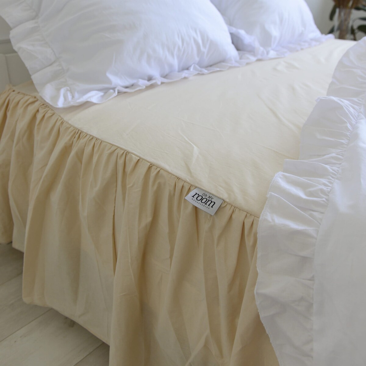 Prześcieradło Na Łóżko Bawełniane Z Ozdobną Falbanką 180X200 Cm Beżowe