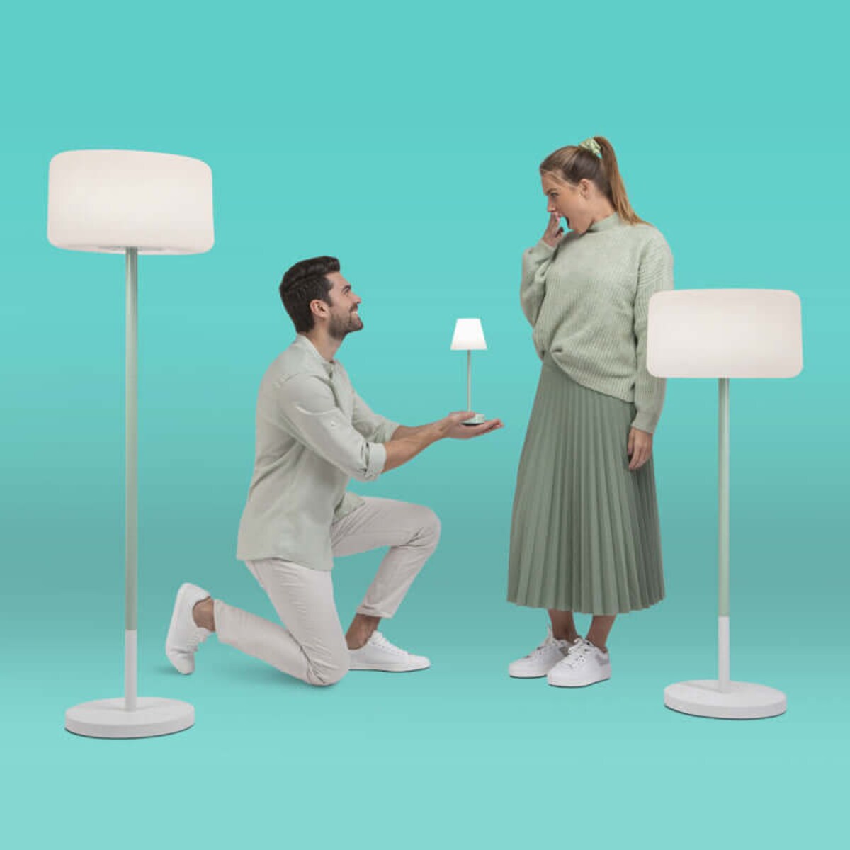 Dotykowa stołowa lampka Lola LUMLLS030BRWLNW King Home IP44 do baru beżowa