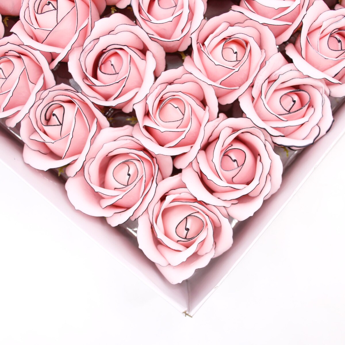 RÓŻA RÓŻOWA Z CZARNĄ OBWÓDKĄ 1szt kwiaty mydlane na bukiet stroik prezent