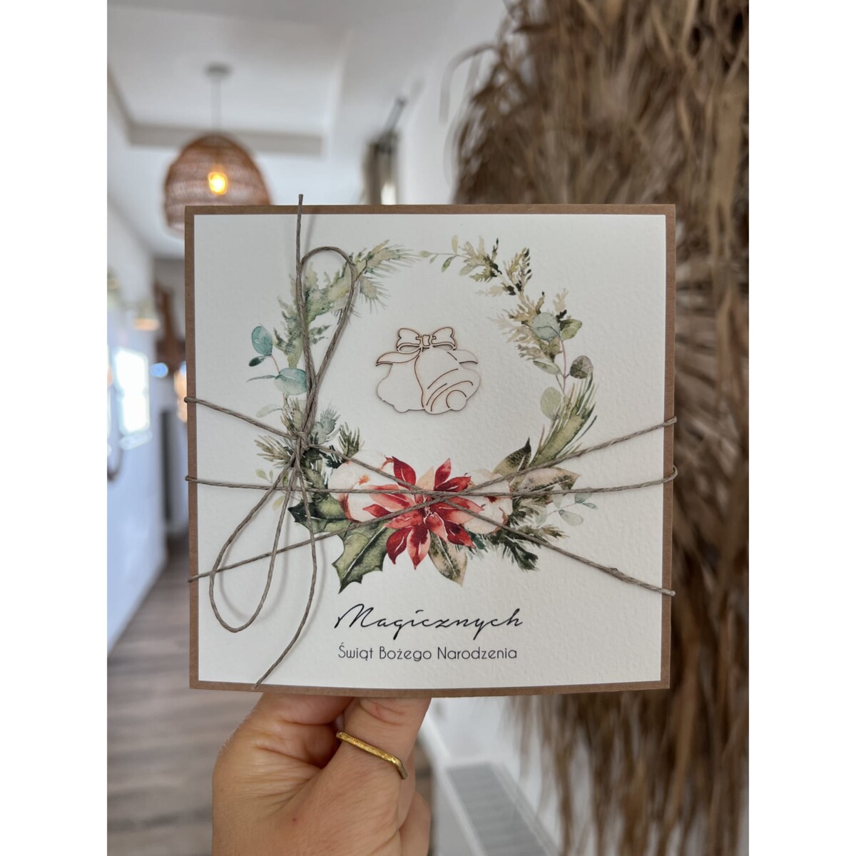 Wyjątkowa stylowa kartka ekologiczna świąteczna + najpiękniejsze życzenia na Boże Narodzenie świąteczny wianek + świąteczne dzwonki
