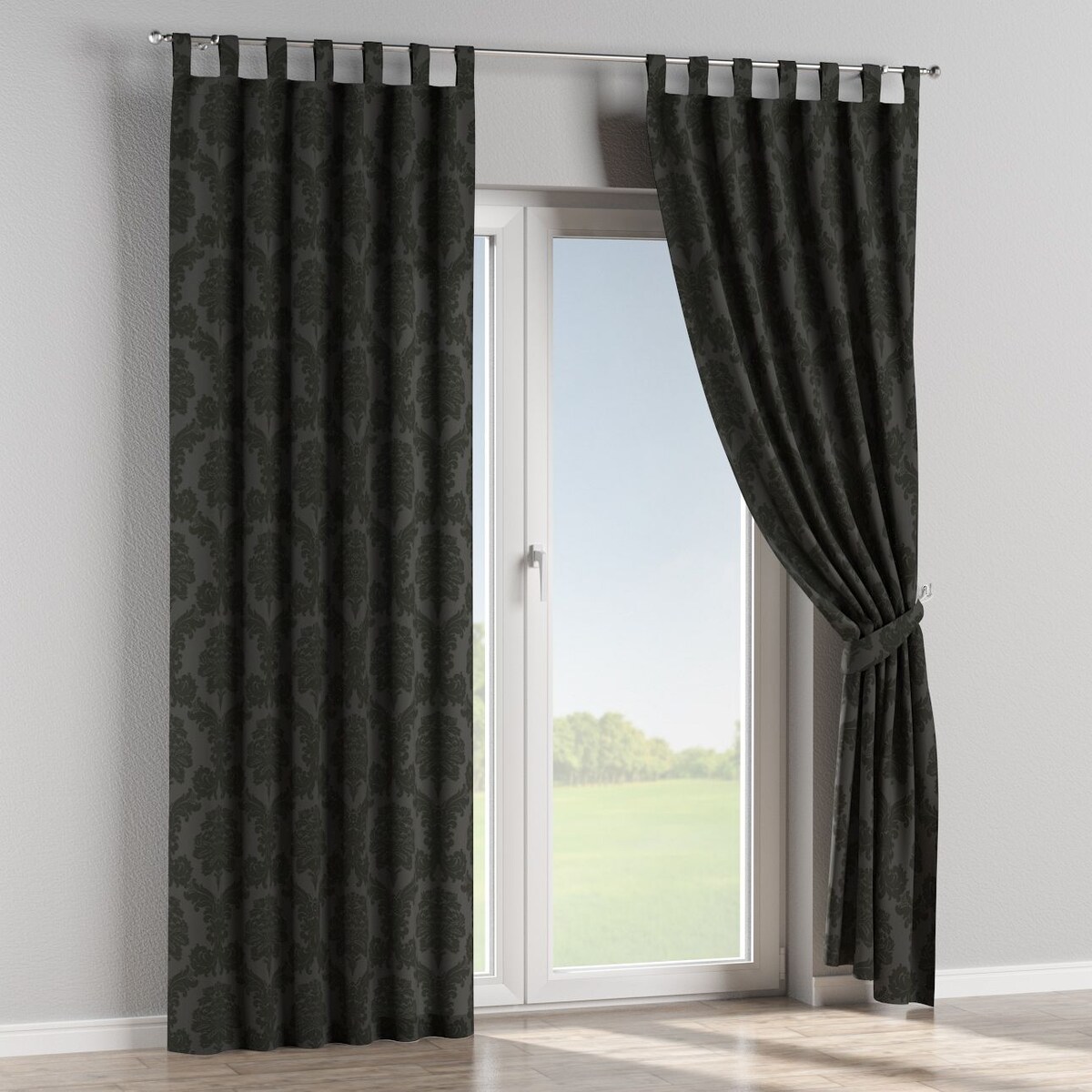 Zasłona na szelkach 1 szt. 130x260 czarne liście akantu na grafitowym tle