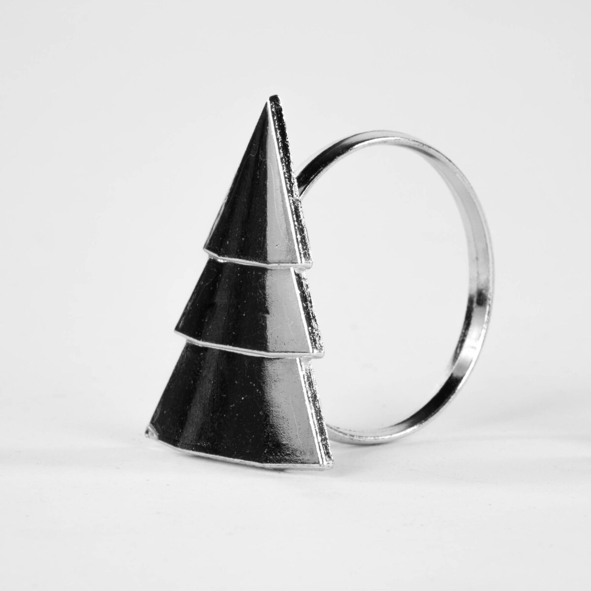 Srebrne obrączki na serwetki ze świątecznym motywem, 4 sz.