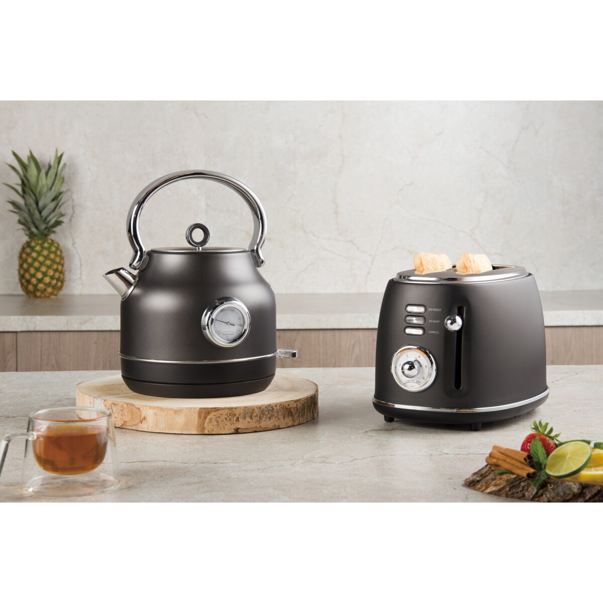 Czajnik elektryczny z termometrem BerlingerHaus Antracit BH-9641