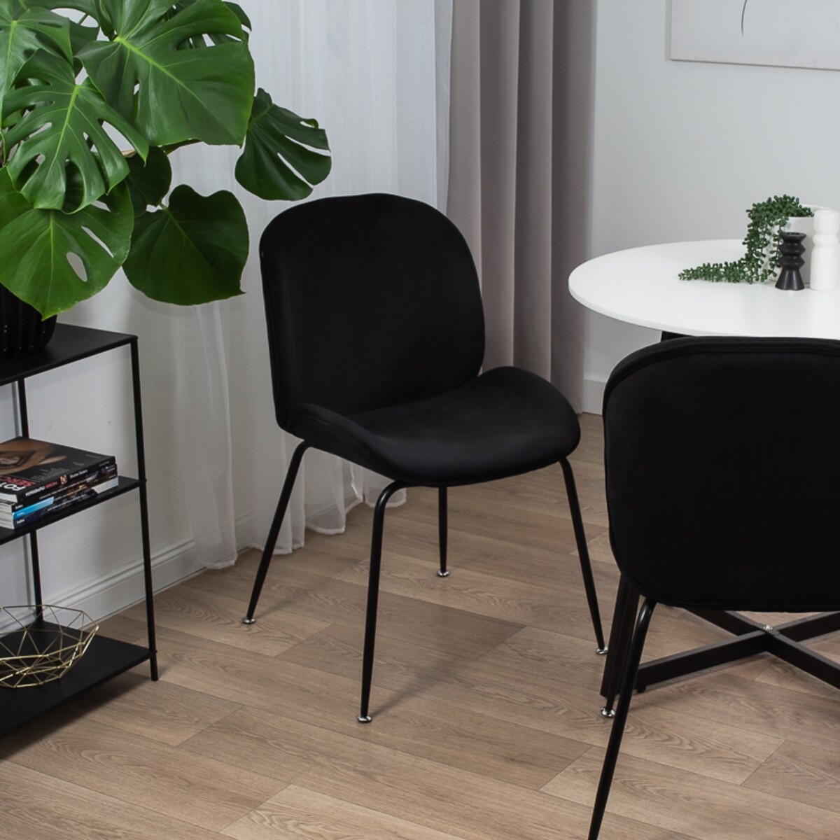 Krzesło tapicerowane welurowe do salonu jadalni czarne