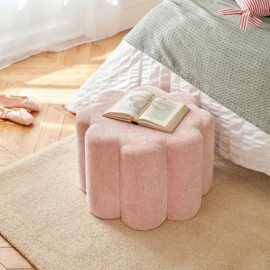 Pufa w kształcie kwiatka, jasnoróżowa, Fleur, 30x50 cm