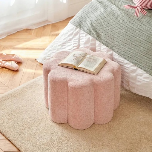 Pufa w kształcie kwiatka, jasnoróżowa, Fleur, 30x50 cm