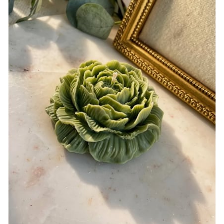 Świeca sojowa ekologiczna dekoracyjna piwonia peonia zielona oliwkowa "Peony Queen" 80x35mm