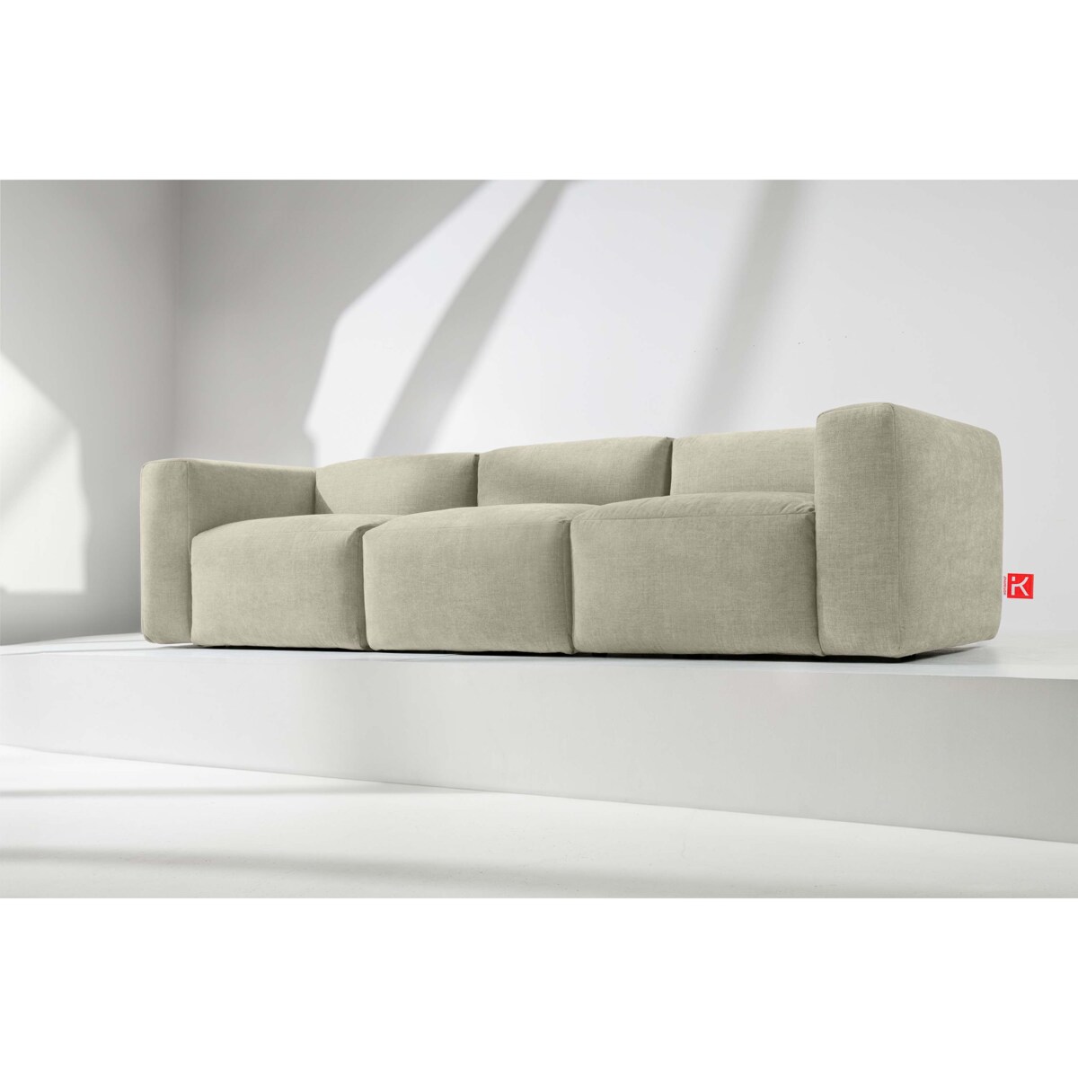 KONSIMO BUFFO 3-osobowa sofa z wyjątkowo miękkim i wygodnym siedziskiem, kolor ecru