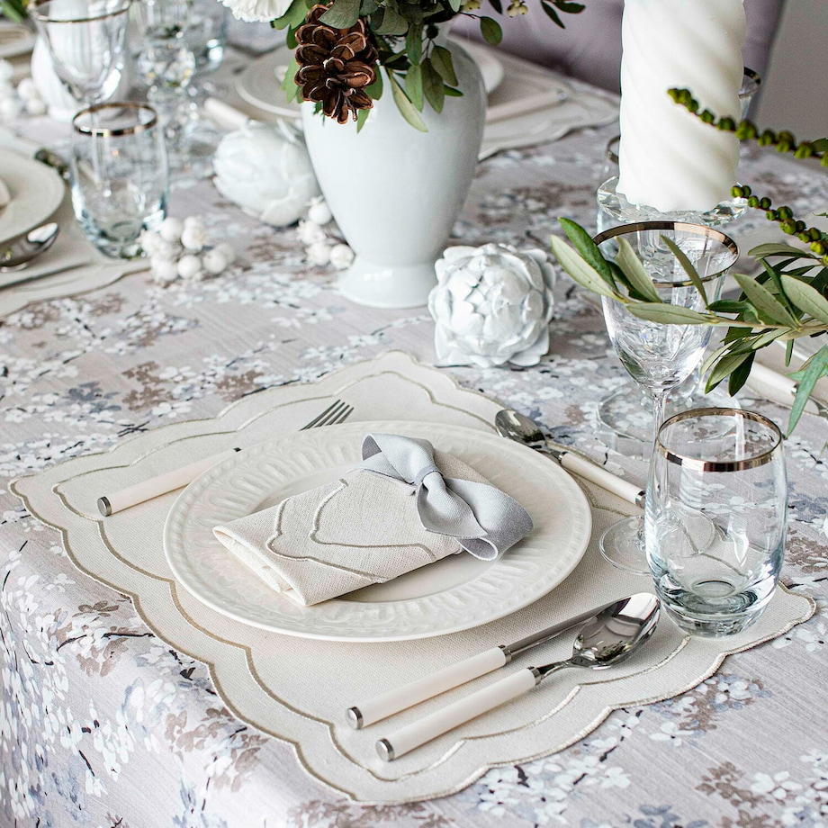 Haftowane serwetki Silver Onde - 6 sztuk