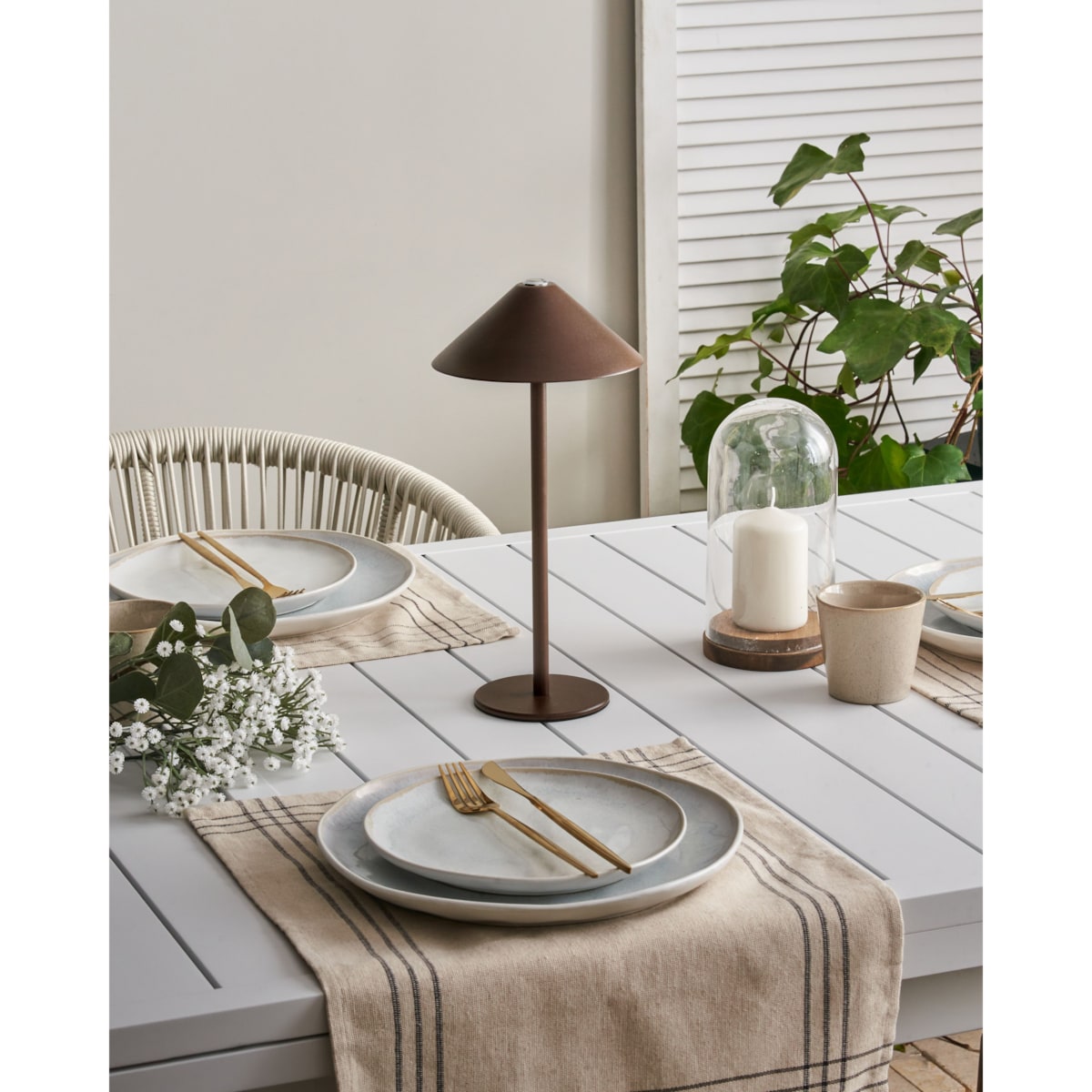 Bezprzewodowa lampa stołowa LED metalowa brązowa FRANCOLI