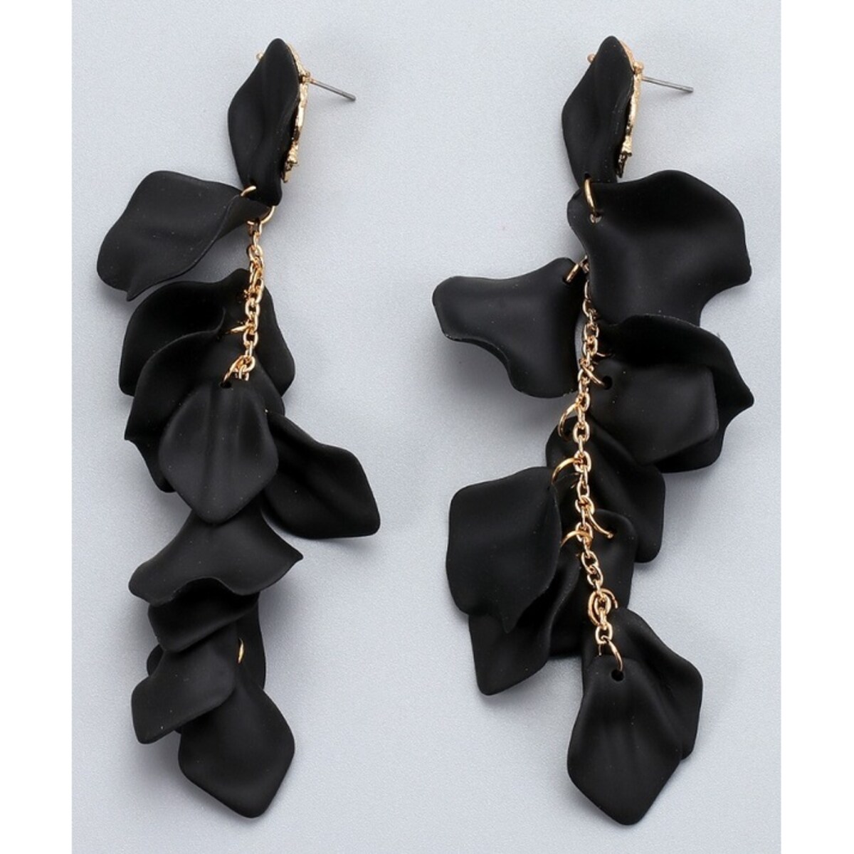 Kolczyki czarne płatki girlanda