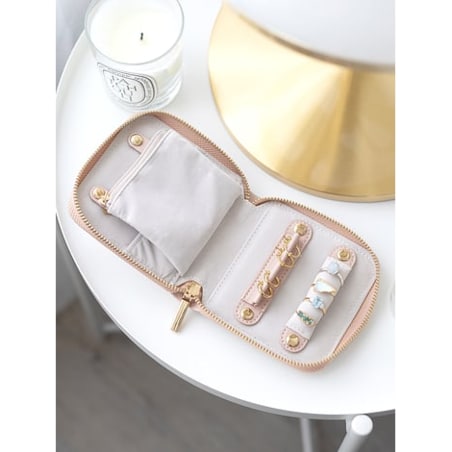 Pudełko podróżne na biżuterię z miejscem na pierścionki Stackers małe granatowe