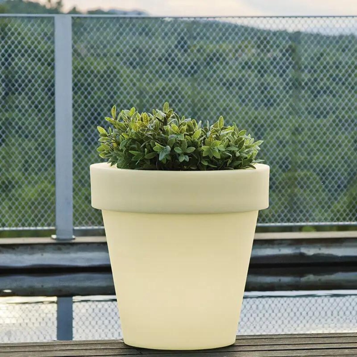 Prosta donica tarasowa Magnolia LUMMG045OFNW King Home IP65 cylinder biała