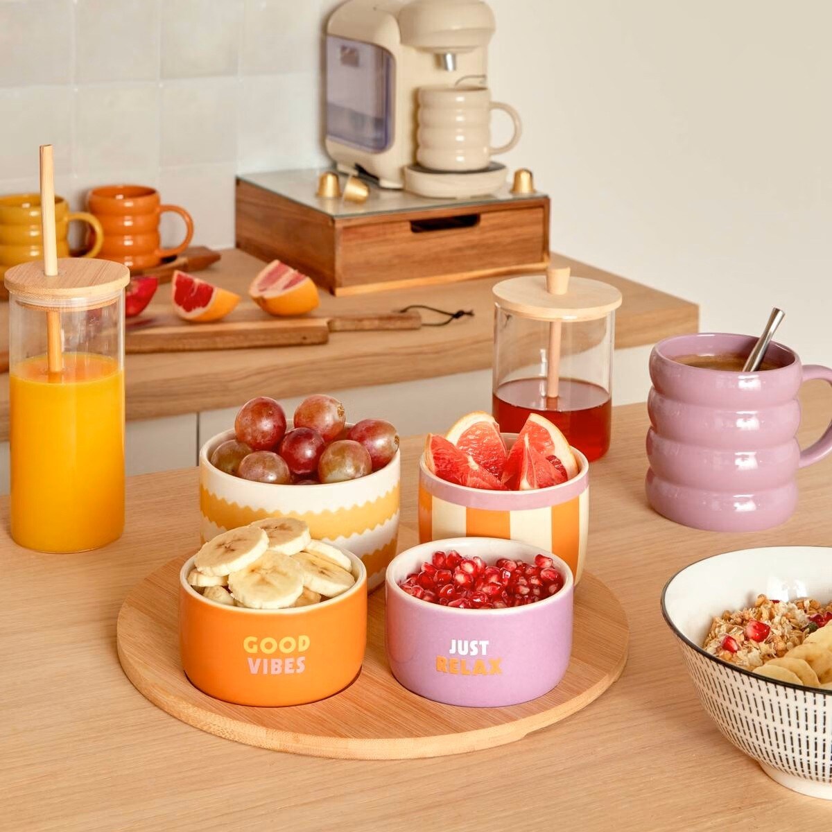 Zestaw do przekąsek: 4 miseczki + bambusowa taca, Poolside