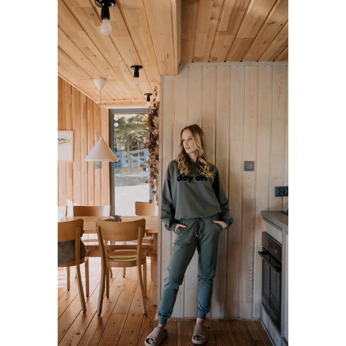 Spodnie typu jogger zielone khaki M