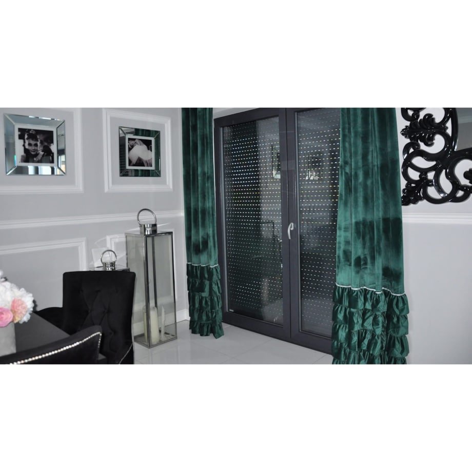 zasłona welurowa z falbanami od dołu 140x270 cm butelkowa zieleń