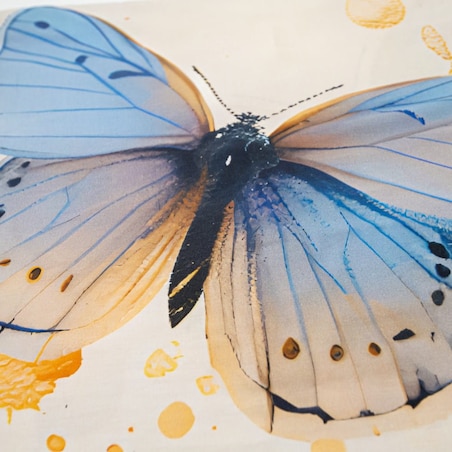 Pościel satyna bawełniana 160x200 Satynlove Premium kremowa z niebieskimi motylami