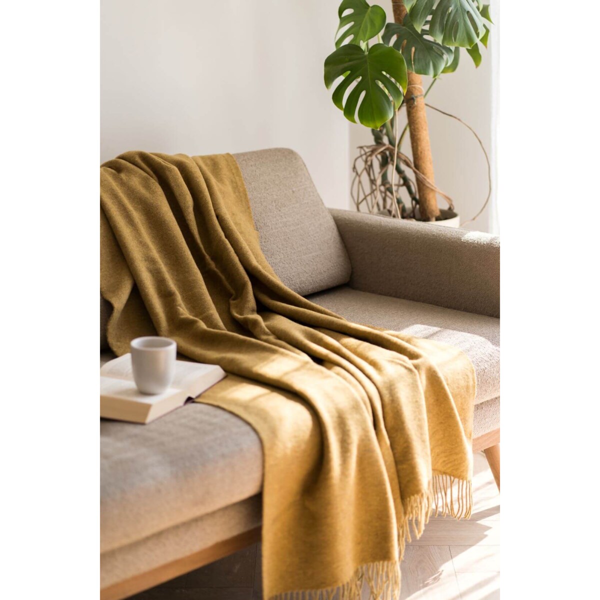 Koc z wełny merino mustard