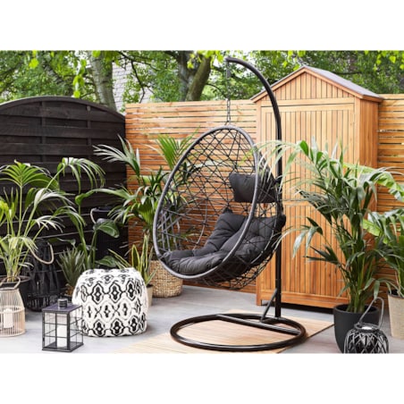 Fotel wiszący ze stojakiem z technorattanu czarny ALATRI