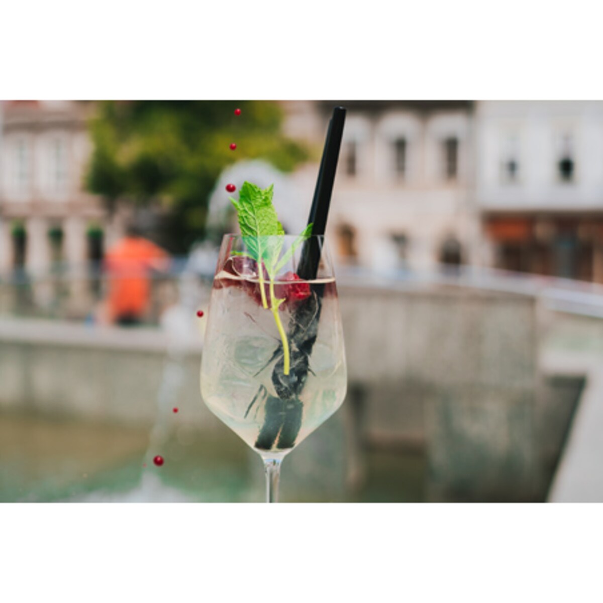 Słomki szklane czarne 20cm zestaw 6 sztuk ze szczoteczką 26599