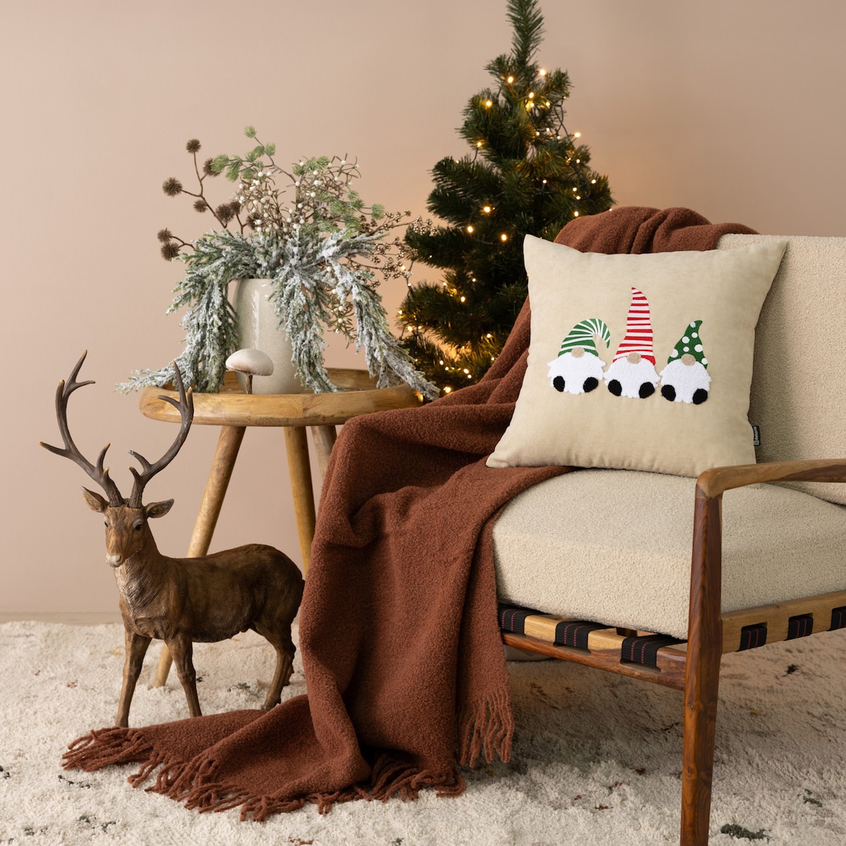 Poszewka na poduszkę Jolly Gnomes Green 43x43 cm boże narodzenie, święta, świąteczne, beżowy, 43x43 cm