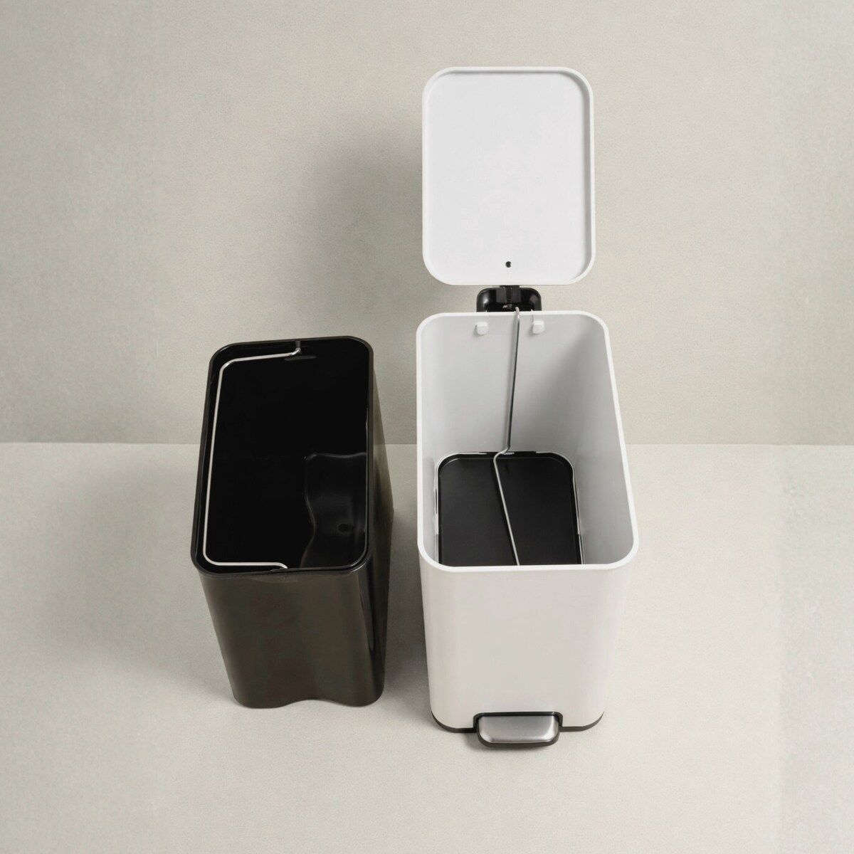 Wąski kosz łazienkowy BALVO, 5 l