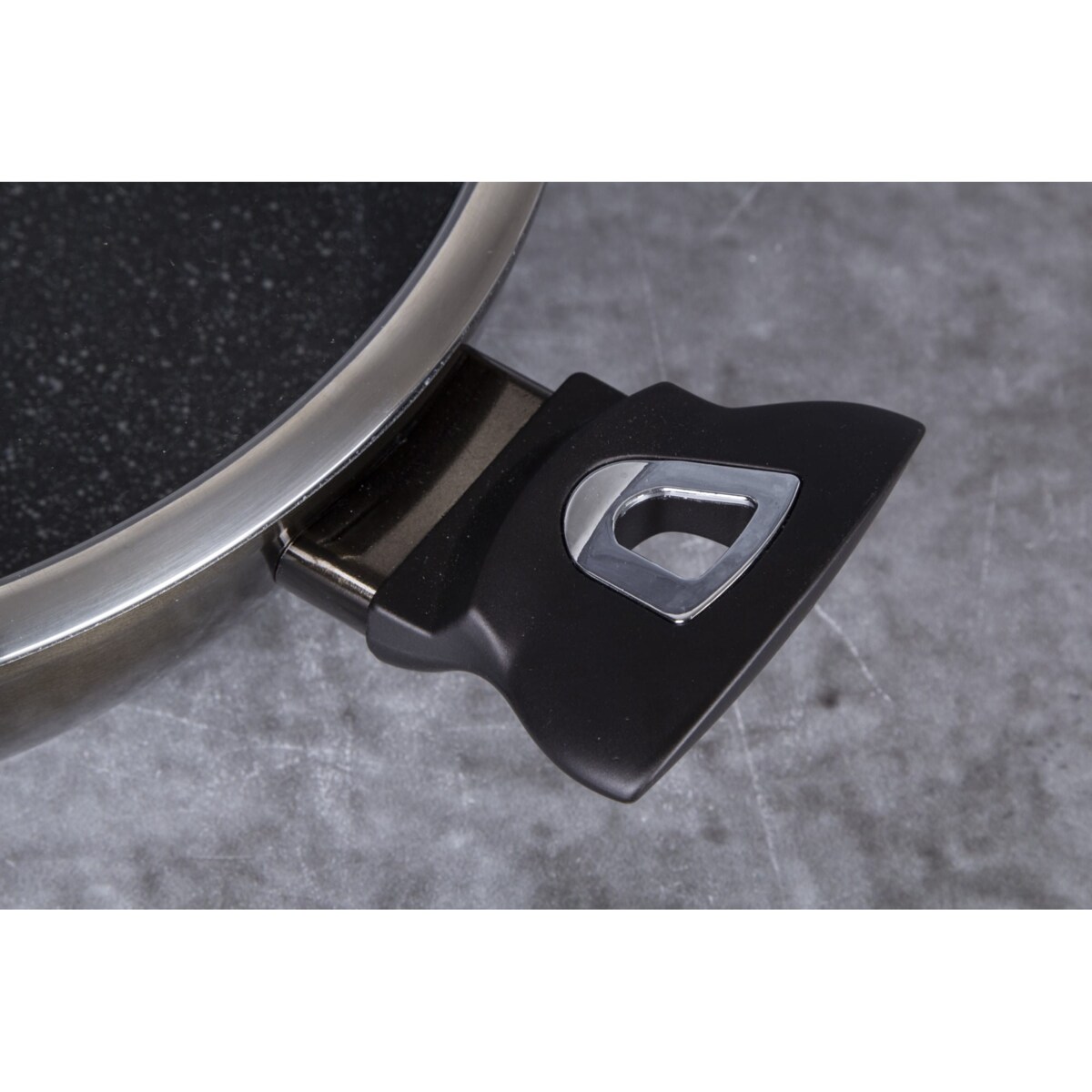 Wok z powłoką granitową 30cm 4L BERLINGER HAUS Shiny Black