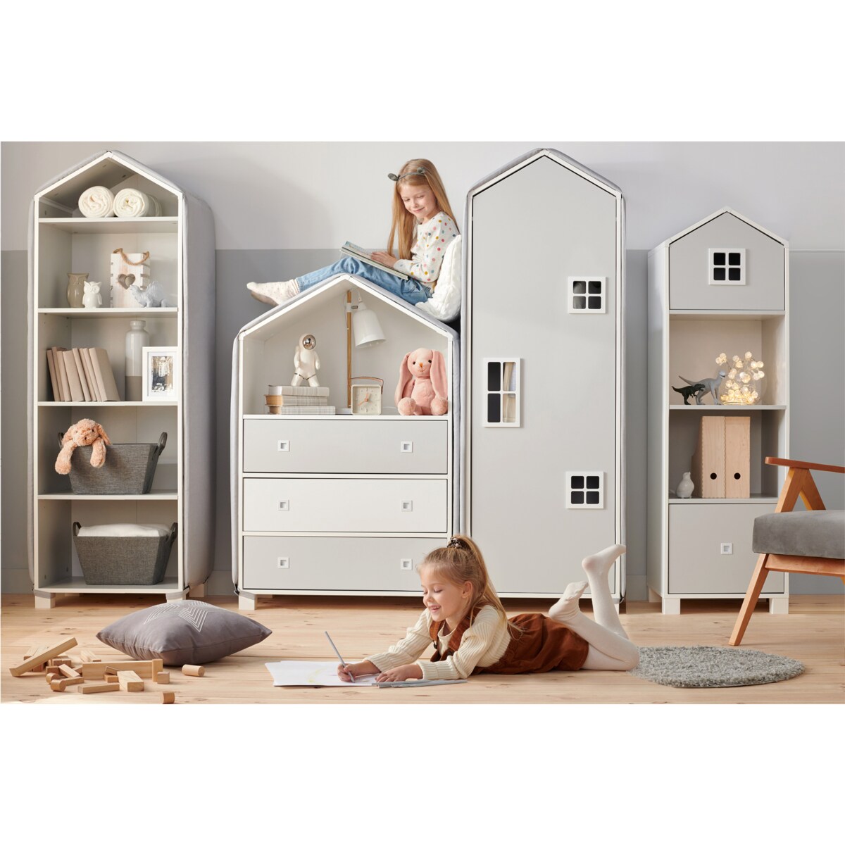 KONSIMO MIRUM Szary regał w kształcie domku dla chłopca