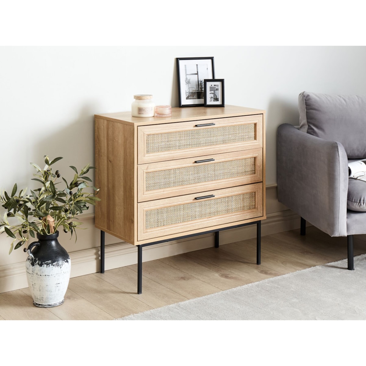 Komoda 3 szuflady fronty rattanowe jasne drewno PASCO