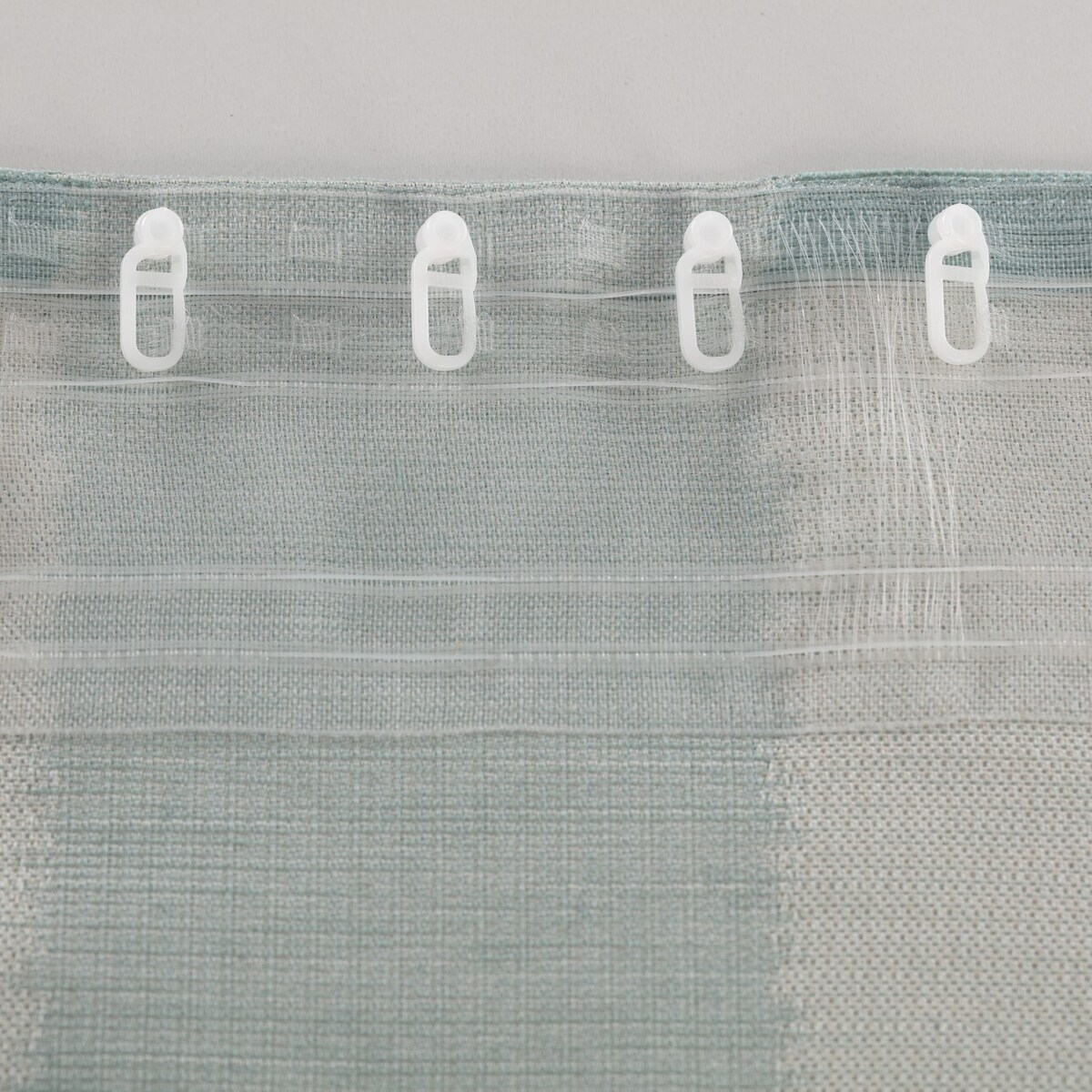 Zasłona BASIC na taśmie marszczącej 130x280 cm miętowy 1szt. 130x280 turkusowy