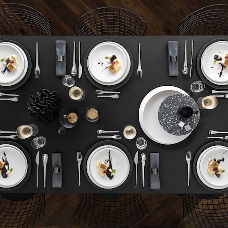 Talerz sałatkowy New Moon, 24 x 24 x 2 cm, Villeroy & Boch