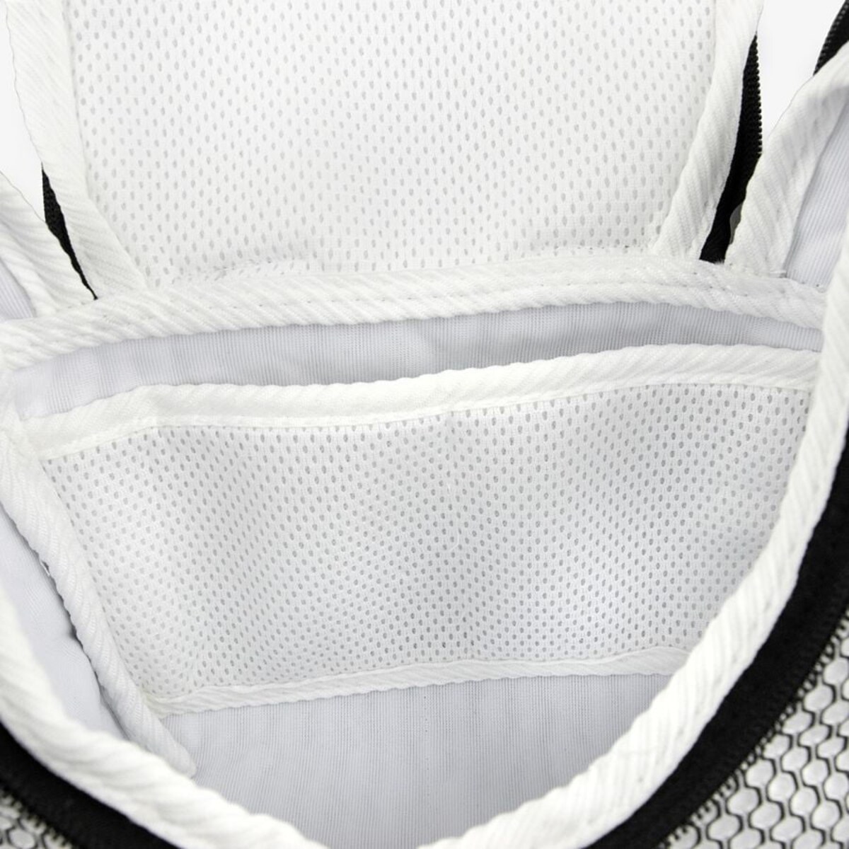 Kosmetyczka kuferek M 22x25 cm biało-czarna, wzór cebulki