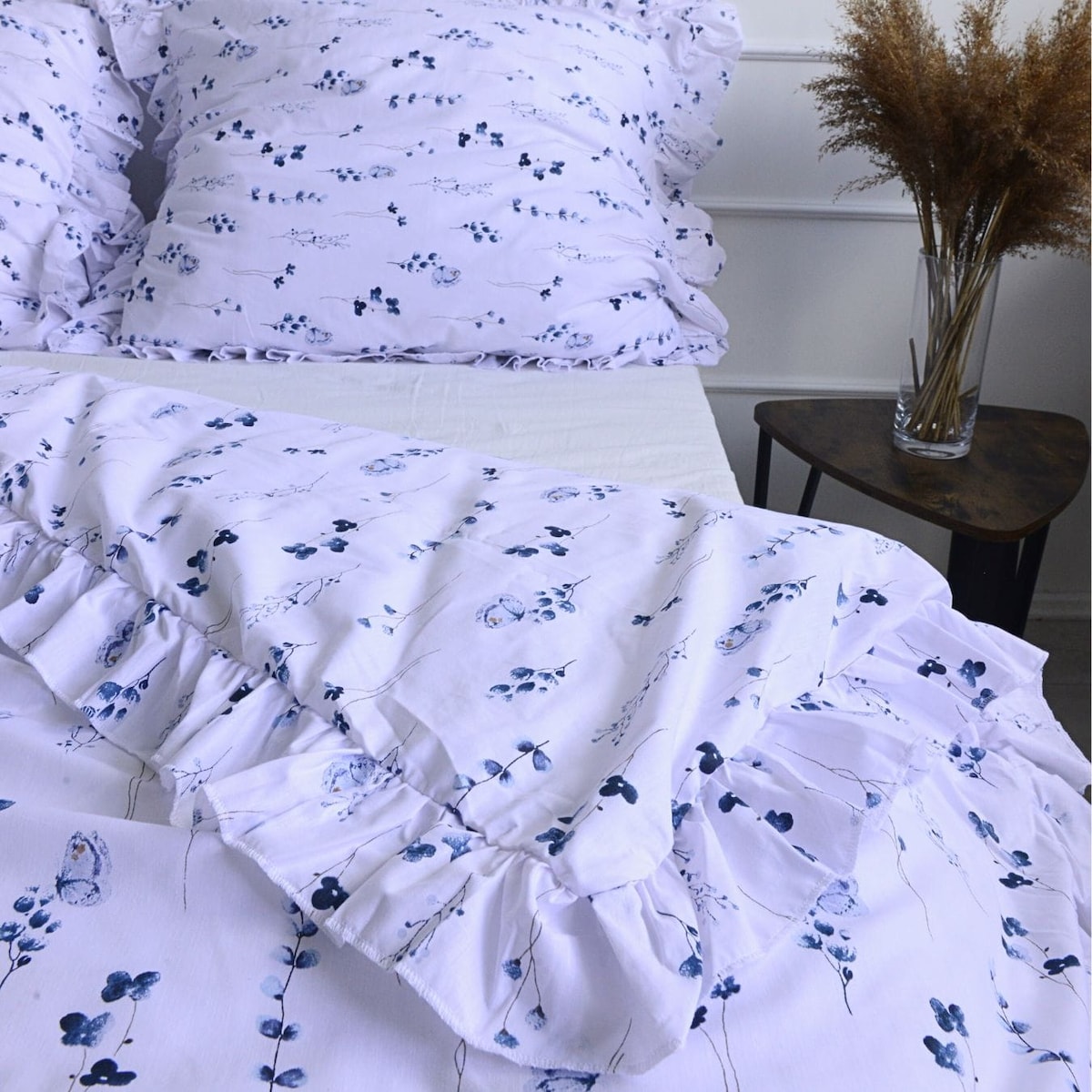 Pościel Bawełniana Z Falbanką Komplet Zestaw Do Sypialni 140X200 Niebieska Łąka + Poduszka 70X80 Cm