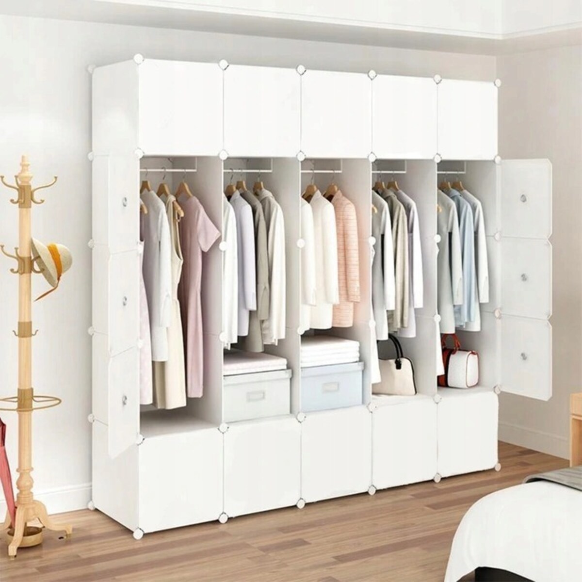 Duża szafa modułowa biała pojemna garderoba xxl na ubrania półki drążek