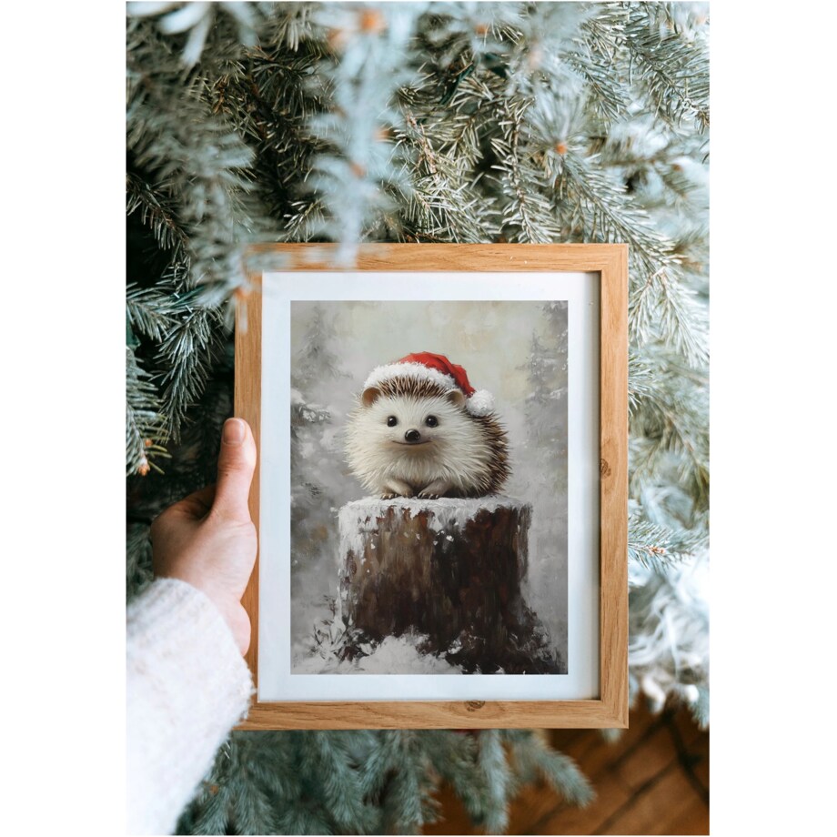 Poster Story, Plakat, Obraz - Jeżyk w Czapce Mikołaja, wymiary 60 x 84 cm