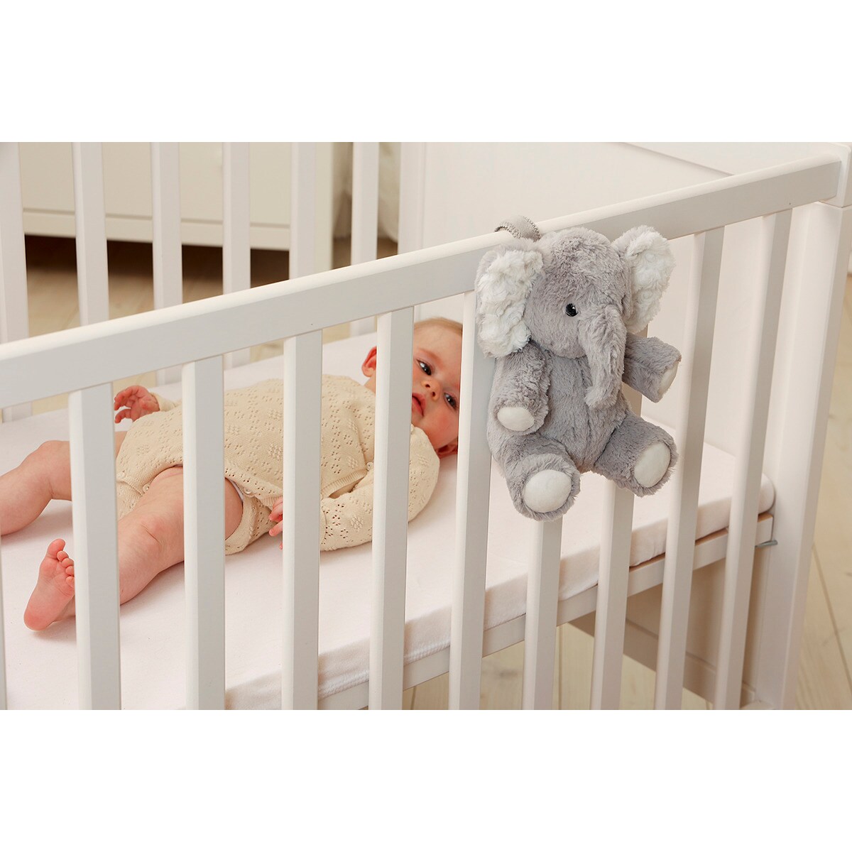 Szumiący słonik z pozytywką - Cloud b® Elliot Elephant™ On The Go