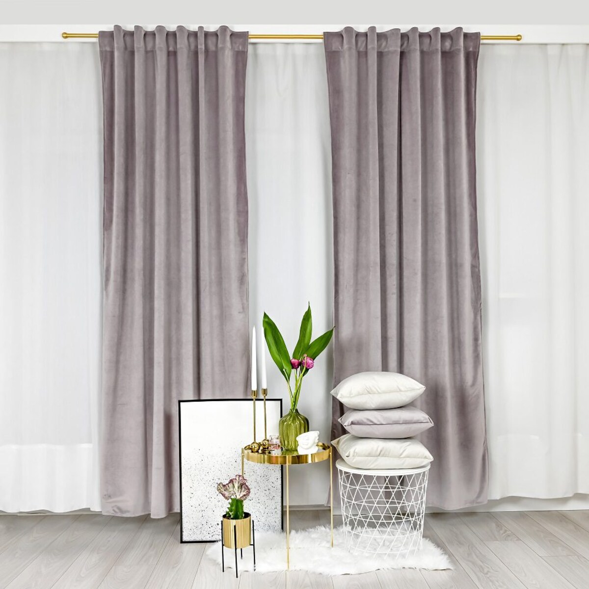 Zasłona z weluru Werona 140x270cm brudny róż