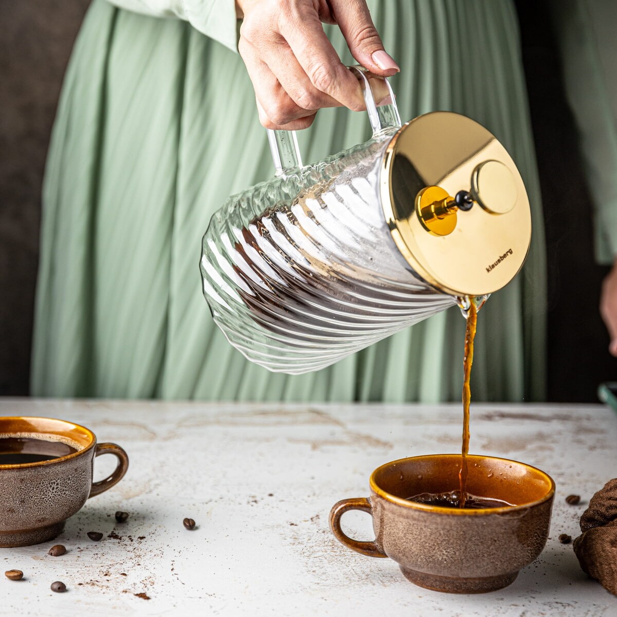 Zaparzacz do kawy herbaty szklany 1000ml French Press złoty KLAUSBERG